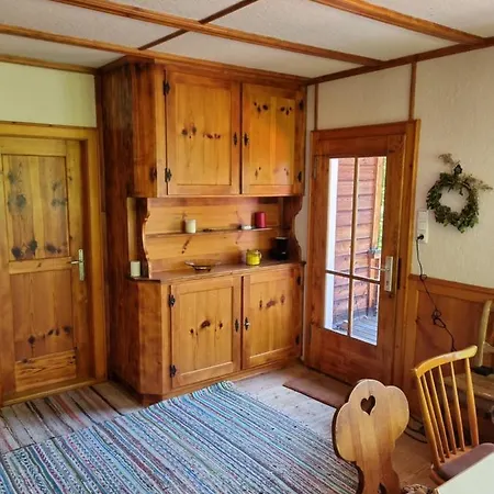 Casa de Férias Haus Rheintalblick Ubersaxen